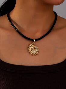 1pc Fashionable Geometric Seashell Metal Pendant Necklace For Women, Suitable For Daily Wear And Gift