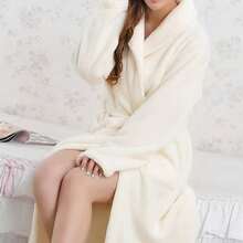 1pc Soft Flannel Robe, Comfortable For Bedroom, Bathroom, Pool Use Back To School