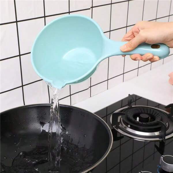 1pc Thick Water Scoop, Long Handle Kitchen Water Ladle, Bathing Water Dipper For Kids, Watering Flowers, Hanging Water Scoop
