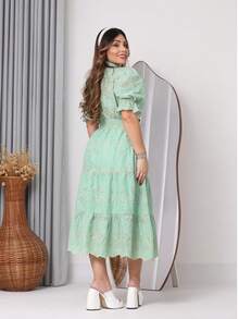 Women's Fashion Midi Dress In 3D Laise Fabric With Elastex On The Back And Button On The Front And Lining - 雙色檸檬綠 - 查看 3