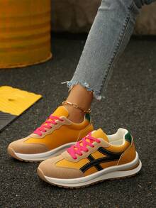 Neue Mode Farbblock Damen Lässig Sportschuhe, vielseitige Freizeitschuhe, geeignet für Lässig, Sport, Laufen, Gehen, Schnürsenkel Studenten Skaterschuhe - Gelb - Übersicht 1