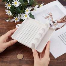 1pc 4-Slot Space-Saving Plastic Paint Brush Holder, Easy-Clean PaletteTray For Watercolor, Acrylic & Oil Brushes, Home & School Art SuppliesOrganizer,For School Supplies,Back To School - White - View 5