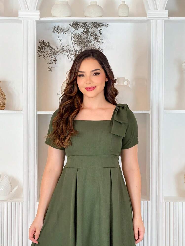 BrasOutlet Vestido Midi Godê Elegante com Laços no Ombro - Veste 38 a 42 - Verde - Visão 4