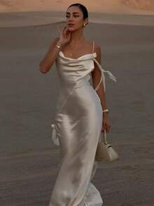 New Stylish And Sexy Spaghetti Strap Backless Dress, Long Vacation-Style Wedding Party Elegant And Sexy Bride Gift Dress, White Women's Knitted Backless Long Dress - trắng - Xem 9