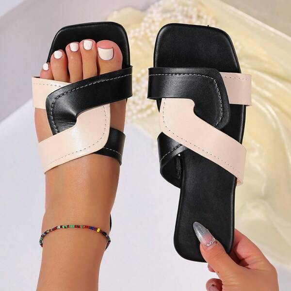 Plus Size Women's Summer Open Toe Crisscross Strap Slippers, Square Toe Casual Flat Sandals, Soft & Comfortable For Indoor & Outdoor Wear