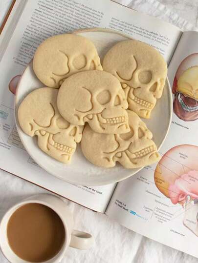 1pc Skull Design Cookie Stamp