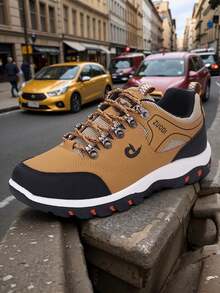 1 paire de chaussures de sport décontractées et respirantes pour homme, style compétition, chaussures de course décontractées et à la mode (motif de la tige, du talon et des sangles latérales aléatoire/asymétrique)