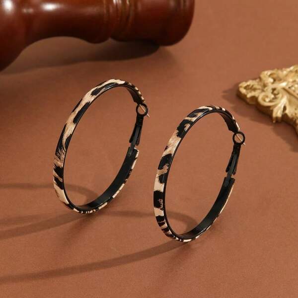 1 Pair Fashion Hoop Earrings, Black Leather Strap With Black & White Letter Leopard Print, Minimalist Unique Personalized Oversized Earrings