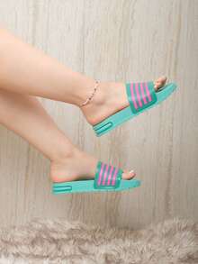 Women Flat Sandals - Green - View 3