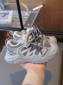 儿童时尚百搭休闲运动鞋，男童女童新款舒适厚底运动鞋，春秋季