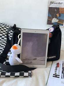 Túi đeo chéo nam chất liệu nylon chống thấm nước đa năng thường ngày hoạt hình có dây đeo vai và huy hiệu miễn phí Túi đeo chéo cho kỳ nghỉ hè Túi đi học đa năng cho học sinh đi làm Túi xách thời trang Túi đeo chéo mùa thu Túi Old Money Giáng sinh Lễ Tạ ơn Túi Tote Túi đeo hông Túi tập thể dục Đi bộ đường dài Mùa đông Dung tích lớn Đa năng Thời trang ngoài trời thường ngày Túi đeo hông Quà tặng Túi đen Đồ dùng thiết yếu cho kỳ nghỉ Túi đeo chéo cắm trại Túi trở lại trường Túi đeo chéo - màu đen - Xem 7