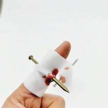 Fausse ongle à travers le doigt, jouet de farce Nouveauté, magie, ami, Halloween, effrayant, tour, blague, jouet pratique, blagues stupides, gadgets amusants, tour de magie
