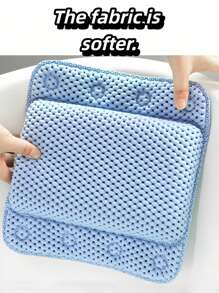 这款浴缸枕配有防滑吸盘，可为颈部和背部提供支撑。适用于所有浴缸，提升沐浴时颈部的放松体验。它兼容家用浴缸，非常适合在酒店浴缸中放松身心，并为老年人提供沐浴支撑。它是送给沐浴爱好者和朋友的完美礼物。款式随机发货。