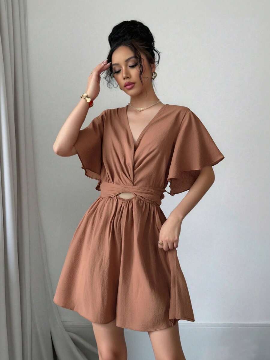 Pantalón mono liso para mujer, elegante vestido mono para mujer, combinación de elegancia y estilo informal, diseño con cuello en V, puños con volantes y corte en la cintura, ideal para fiestas, citas y uso diario. - Marrón - Ver 1