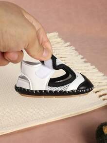 Infant Toddler Mesh Breathable Soft Bottom Anti-Collision Sandals, Summer New Arrival - Black and White - View 6