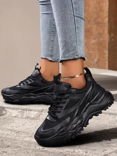 Zapatillas casuales blancas sencillas para mujer, ligeras y transpirables, con diseño antideslizante y resistente al desgaste, con plataforma elevada tipo "dad shoes", adecuadas para el uso diario y caminar al aire libre.