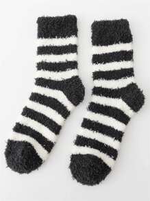 1Pair Women Khaki Socks With White Stripes Winter Cozy Warmly Soft Fuzzy Socks Comfort Fluffy Anklet Crew Socks