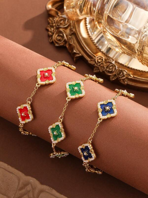 Four Leaf Clover Charm Bracelet - Vintage Inspired Alloy Chain Bracelet, Elegant Minimalist Jewelry For Women, Lucky Symbol Fashion Accessory