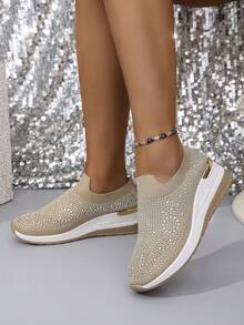 女士厚底针织鞋，纯色，轻便，耐用，透气休闲运动鞋，欧美风格，简约圆头，一脚蹬，防滑，厚底，适合所有季节，坡跟，厚底增高，系带金属扣，跑步，旅行，度假，搭配连衣裙，运动装，休闲装，裙子，百搭平底运动鞋 - 卡其色 - 查看 4