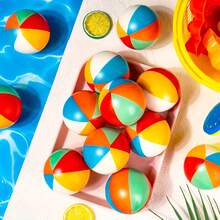 1套7件套彩色充气沙滩球PVC泳池派对用品，采用马卡龙色和白色面板设计，适用于生日、婚礼、沙滩装饰、节日气氛配件、水上娱乐产品，