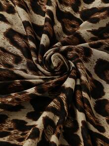 1条女士蛇纹图案休闲百搭围巾，轻盈透气，适合所有季节佩戴。 - 蛇紋灰褐色 - 查看 8