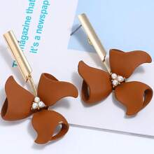 1 Pair Fashionable Floral Pearl Earrings, Suitable For Women's Daily Wear And Gift
