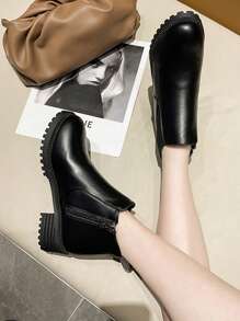 全新加大码圆头防滑短靴，粗跟切尔西靴，侧拉链，冬靴