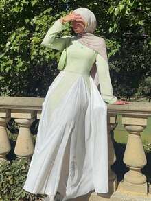 Elegant Women's Colorblock Ombre Dress, Soft Spring Long Sleeve Modest Gown - Green - View 2
