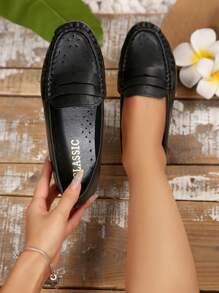 女士圆头便士乐福平底鞋，大码，镜面抛光，纯色，灵活，四季皆宜，简约设计，聚氨酯鞋面，织物内里，TPR 鞋底，无亮片，可手洗或专业干洗 - 黑色 - 查看 5