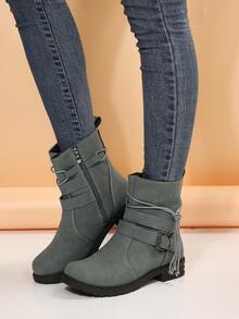 Botas de tacón grueso con cremallera lateral, hebilla y punta redonda para mujeres talla grande de otoño/invierno - Gris Claro - Ver 5