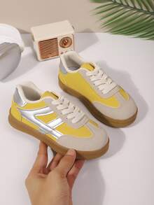 1 Pair Kids' Fashionable Colorblock Sports Shoes, Design Suitable For Boys & Girls, Versatile For Party, Gathering, Travel & Vacation - Silver - View 4