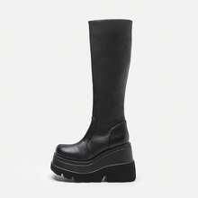 Women Cycling Shoes - Black - View 1
