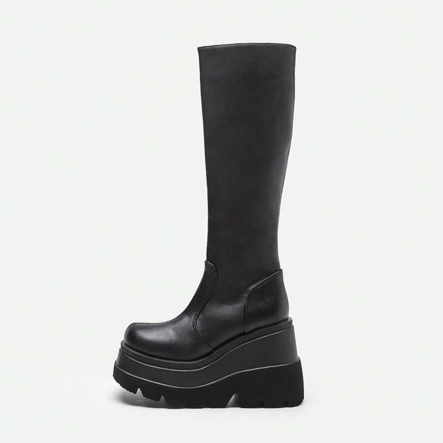 Women Cycling Shoes - Black - View 1