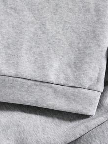 幼儿汽车印花保暖圆领运动衫和裤子套装