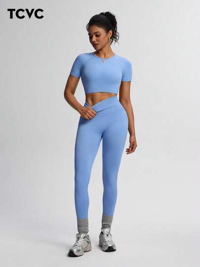 TCVC 女式无缝针织纯色超弹防透视运动短袖上衣 + 紧身裤 2 件套，圆领紧身短款短袖，高腰收腹蜜桃臀纯色紧身紧身裤，适合跑步、瑜伽、健身、户外、休闲和休闲