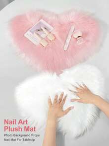 1 件爱心形美甲摄影道具摆拍工具美甲长垫毛绒美甲沙龙展示工具配件 - 粉色 - 查看 2