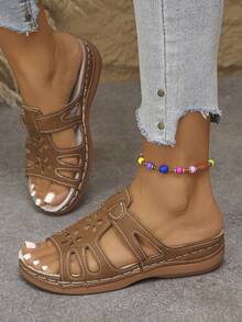 Sandálias femininas plus size de verão, novas sandálias casuais, marrons, com bico redondo, peep toe, plataforma aberta, adequadas para uso diário, férias, praia, leves e confortáveis - Castanho - Ver 4