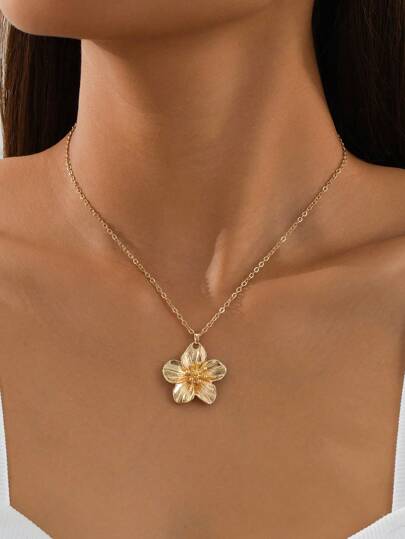 1pc Vacation Style 5-Leaf Floral Gold Pendant Necklace, A Wedding Gift For Women, Worn Daily On Beach Vacations