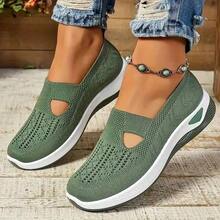 2025 New Style Lightweight And Breathable Women's Casual Hollowed-Out Sports Shoes. Made Of EVA And Fabric Materials, With A Low-Top Design, Suitable For All Seasons. - Green - View 5