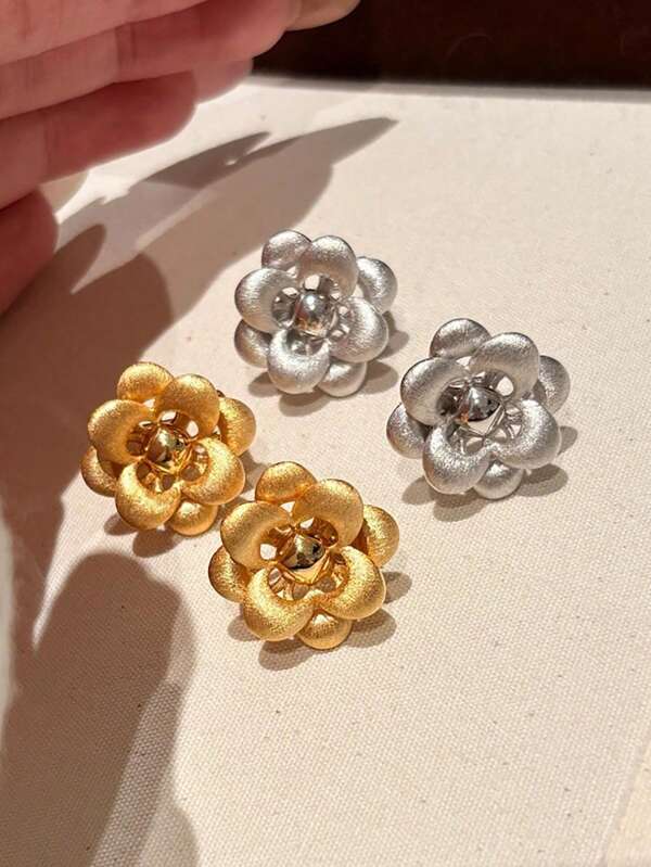 1 pièce Boucles d'oreilles clous de fleur de camélia haut de gamme rétro de luxe, faites à la main. Design unique, mode et polyvalent. Boucles d'oreilles élégantes convenant pour le port quotidien, les festivals, les fêtes. Cadeau pour la petite amie