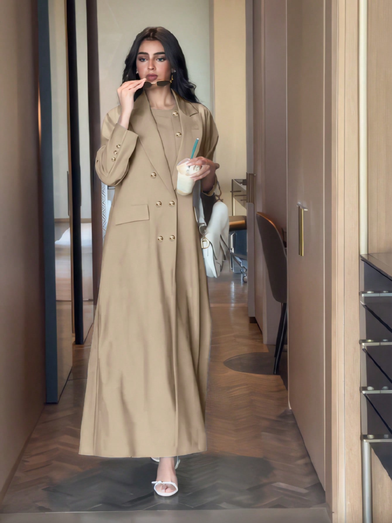 مجموعة 3 قطع: 1 رداء طويل أمامي مفتوح بأزرار، 1 ست...