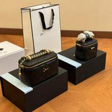 Women Shoulder Bags - 粉紅色 - 查看 1