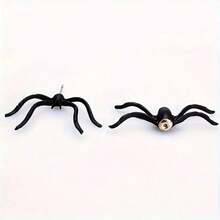 1pc Halloween Spider Earrings, Exaggerated Funny Animal Design, No Power Needed, Battery-Free, Artistic Party Accessory For Women