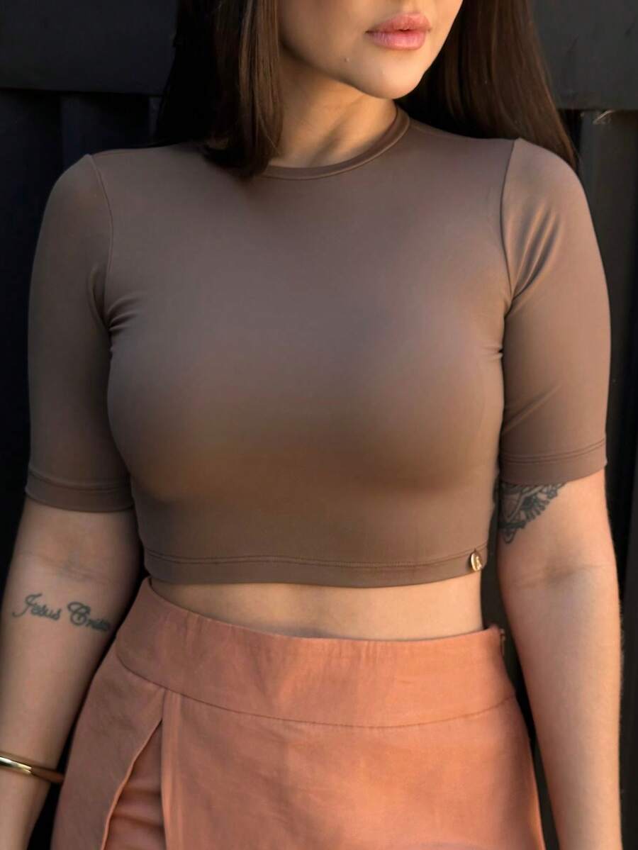 Cropped Blouse Short Sleeve Polyamide Suplex Round Neck Mia - Rust Brown - View 1