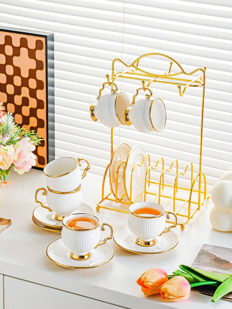 1 set di tazze da caffè in ceramica con bordi dorati di lusso europee, con cucchiaino, tazza da caffè americano con piattino, tazza da latte e tè, set di tazze da caffè e piattini in ceramica con bordi dorati, elegante set di tazze e piattini da caffè turchi, adatto per feste del tè, pomeriggio del tè, tè del mattino, riunioni e altro - Multicolore - Visualizzare 9