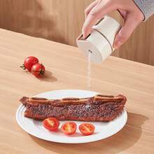 6-Piece Wall-Mounted Magnetic Board Set With Magnetic Salt And Pepper Shakers And Dosing Knob – Moisture-Resistant Plastic Spice Dispenser Bottles For Kitchen, Travel, Barbecue, And Outdoor Use, Halloween And Christmas Party Supplies - trắng - Xem 3
