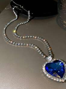 Luksusowy, olśniewający, elegancki naszyjnik w stylu pałacowym w kolorze oceanicznego błękitu