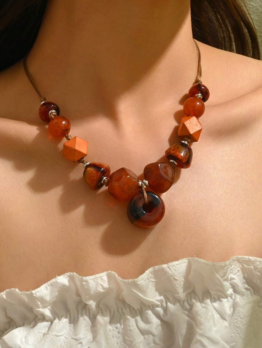 1 件波西米亚复古木质八角形串珠手工吊坠项链，夸张短款颈链，适合女士