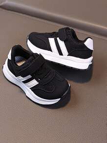 1 双儿童休闲鞋，新款春秋婴幼儿软底婴儿鞋，适合男孩和女孩