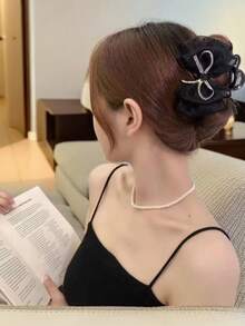 1pc Women's Shiny Bow Polka Dot Mesh Scrunchie Hair Claw Clip, Elegant Flower Hair Claw For Bun Hair Accessories Autumn Accessories